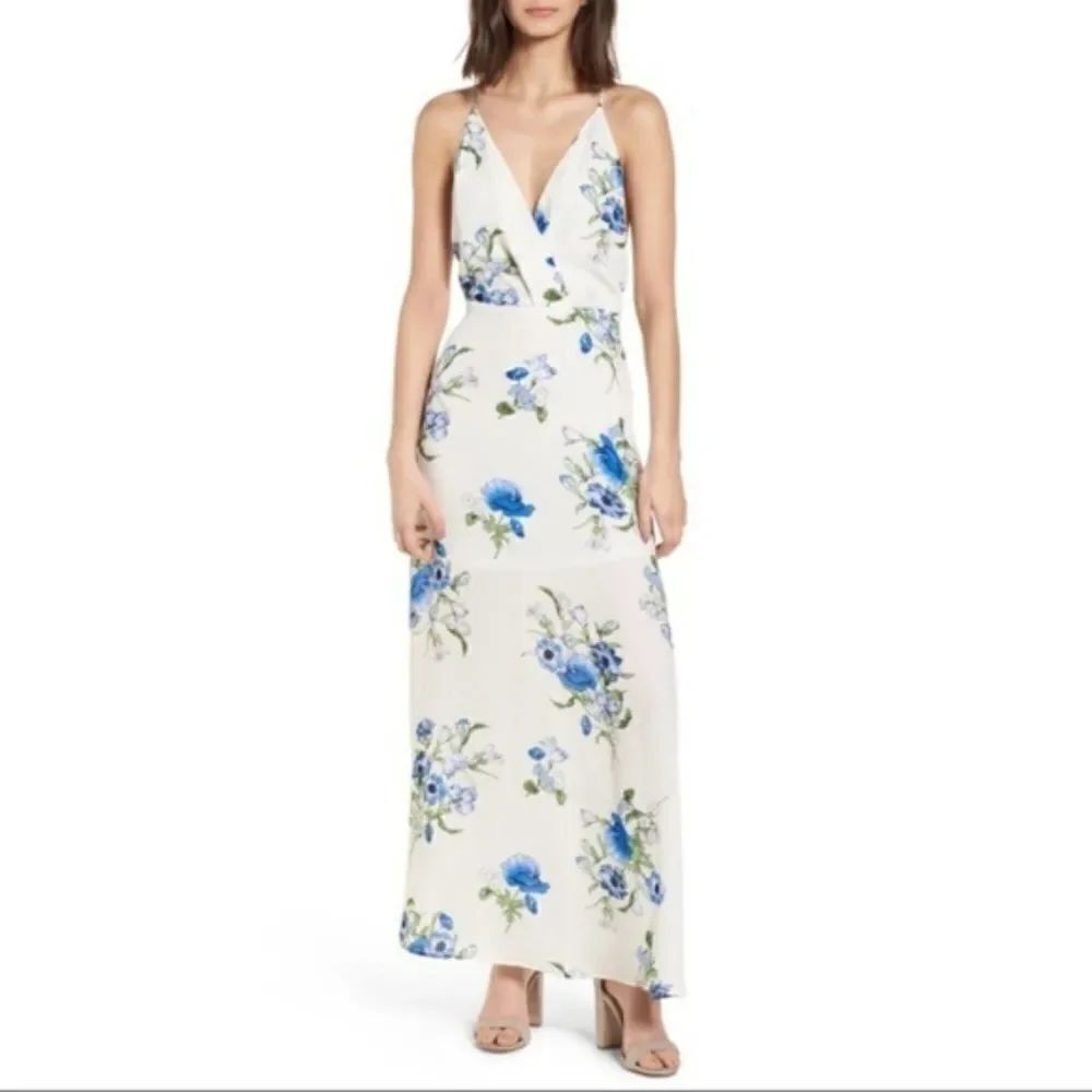 Lush Floral Dress Maxi Dress - size XS in Ivory/Blue.